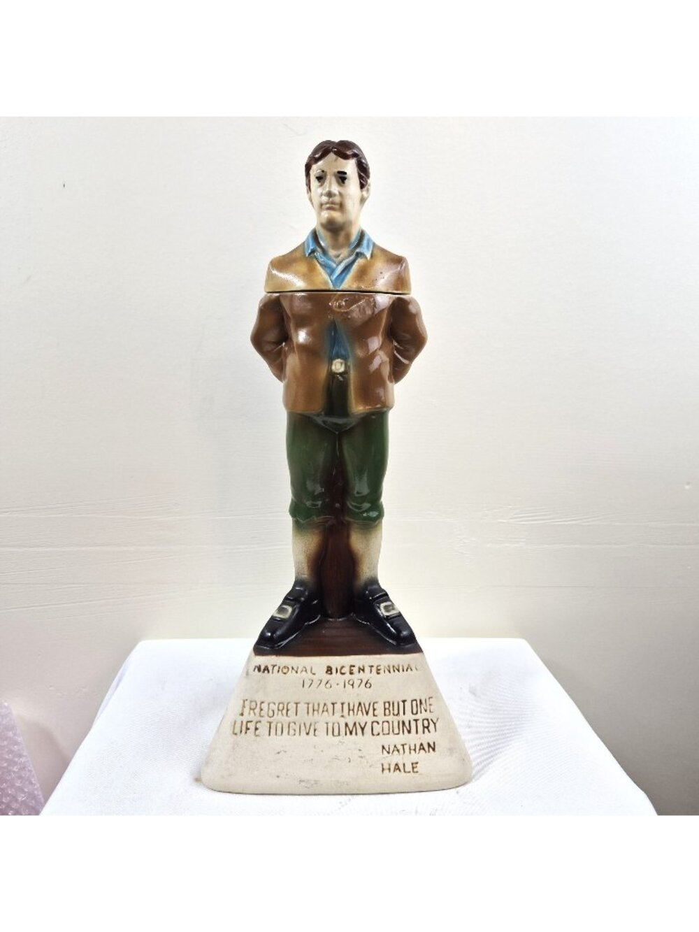 Royal Halburton Nathan Hale Bicentennial 1976 OMB Empty Liquor Decanter